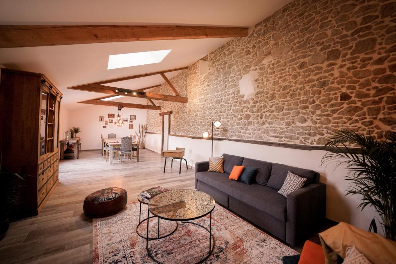 Proche Puydufou - Maison La Rouliere Ferienhaus